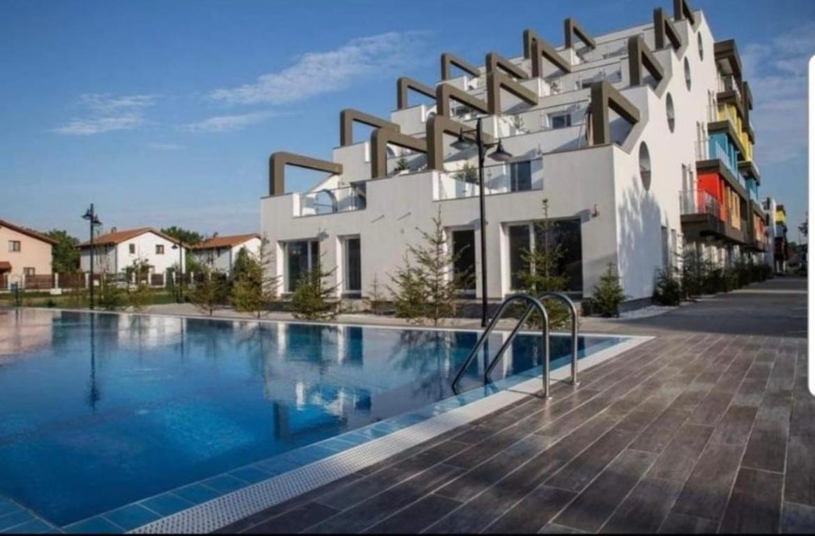 Terrace Apartments Otopeni ! Kültér fotó