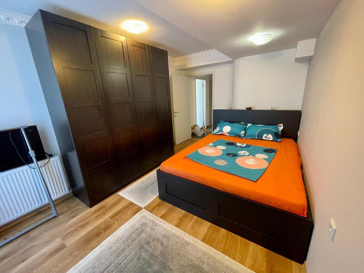 Terrace Apartments Otopeni ! Kültér fotó